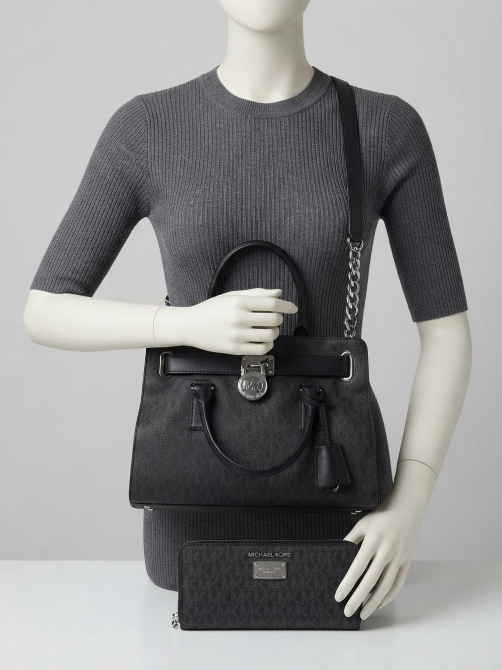 Michael Kors Black Logo Satchel and Matching Wallet(Key included)